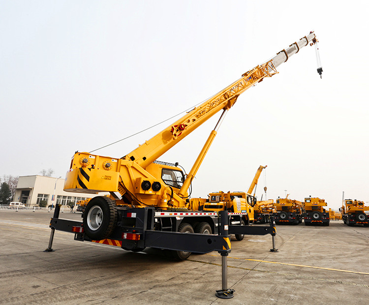 XCMG Official 30 Ton Mobile Lifting Crane XCT30_M China Truck Mobile Crane Price